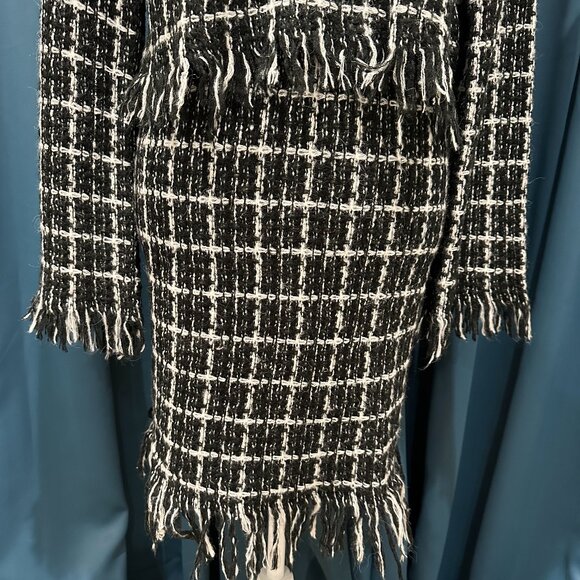 Zie LA Two Piece Skirt and Sweater Set - Picture 9 of 12